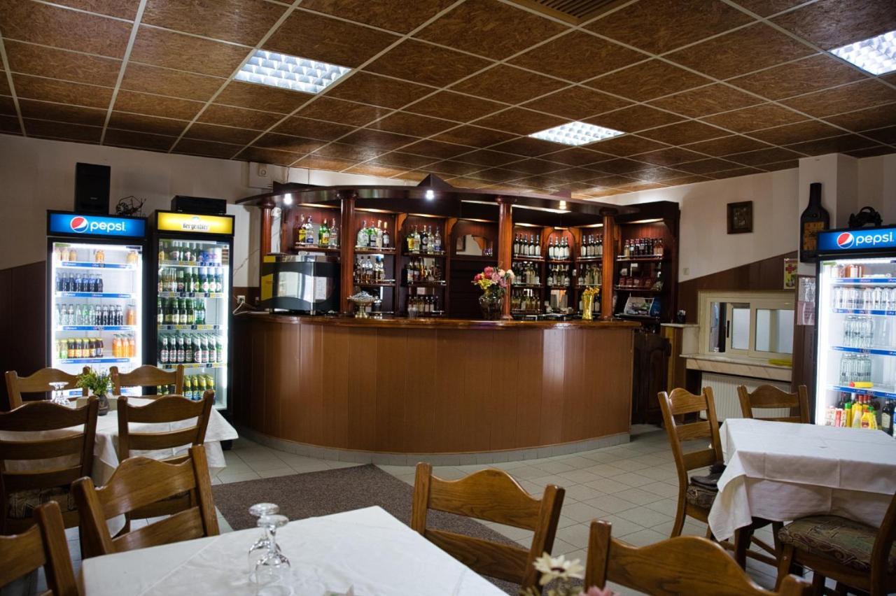 Motel Seaca Călimăneşti Exteriör bild