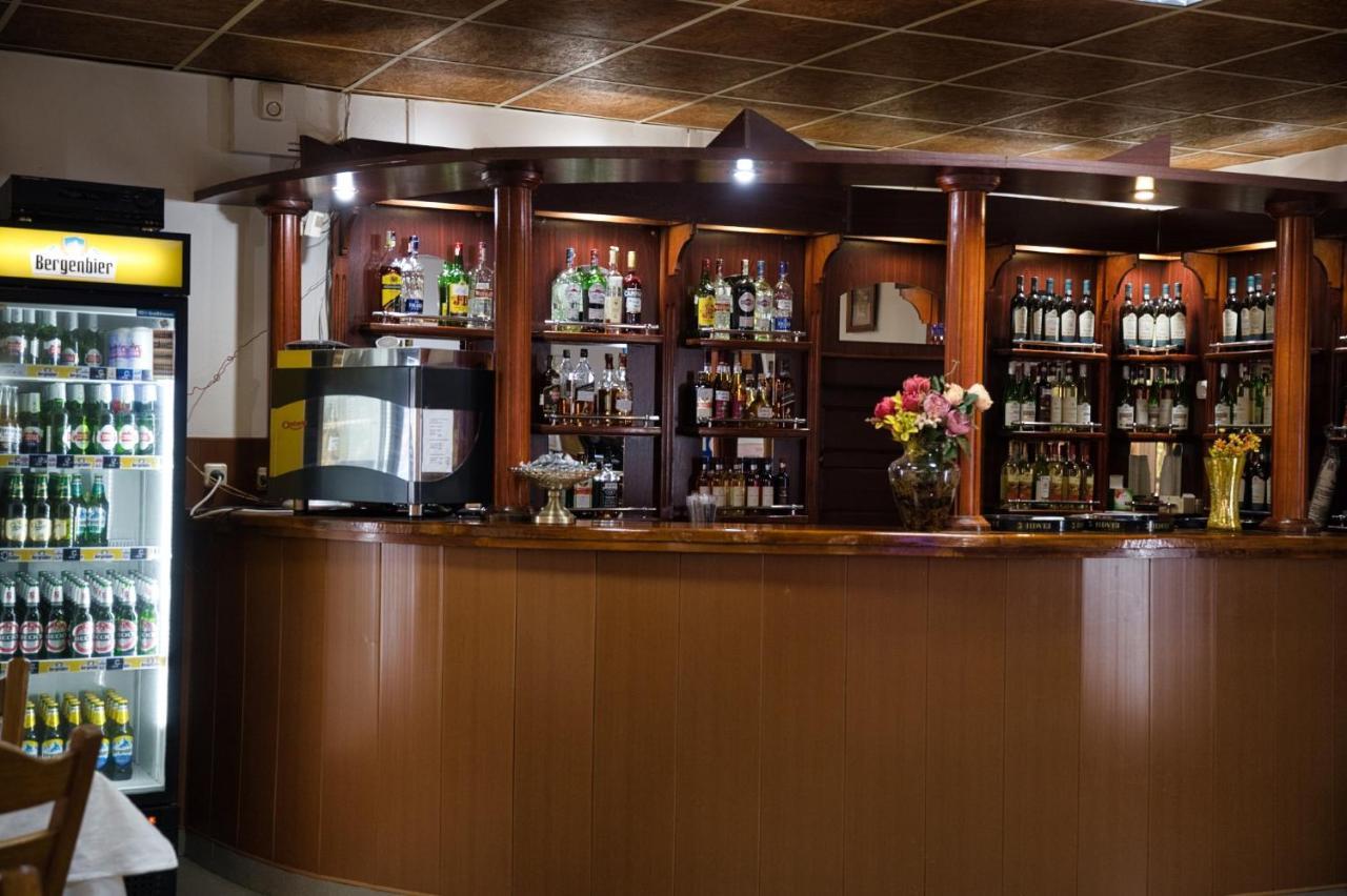 Motel Seaca Călimăneşti Exteriör bild
